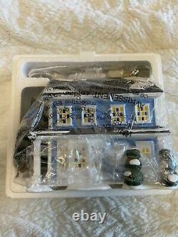 Dept 56 National Lampoons Christmas Vacation Todd And Margo's House NEW