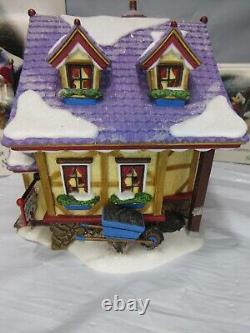 Dept 56 North Pole Disney Mickeys Cratchits Cottage with Merry Mickey Cratchit M68