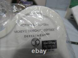 Dept 56 North Pole Disney Mickeys Cratchits Cottage with Merry Mickey Cratchit M68