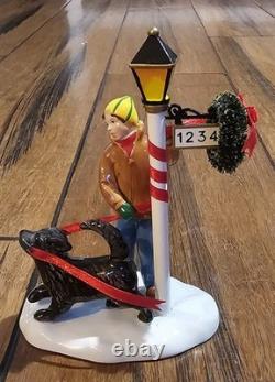 Dept 56 Peppermint House Snow Village Christmas Lane Set Lighted Works 2004