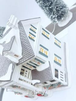 Dept 56 Retired Snow Village Christmas In The Mansion