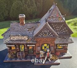 Dept 56 Rickety Railroad Station Engine Coal Car Dining Car 10th Anniversary