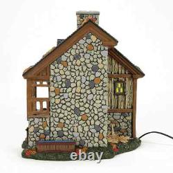 Dept 56 SLEEPY HOLLOW STABLES Halloween Village 6014698 BRAND NEW