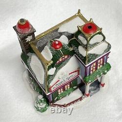 Dept 56 Santas Paper Snowflake Studio North Pole Series Christmas Village #56956