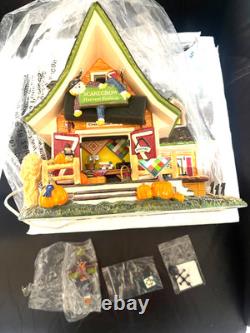 Dept 56 Scarecrow Harvest Festival Figurine 799932 with light withbox Intact