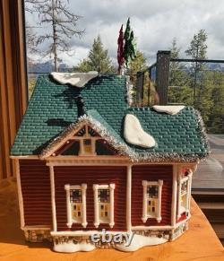 Dept 56 Snow Village 55609 Christmas Lane THE TINSEL AND GARLAND HOUSE & Box