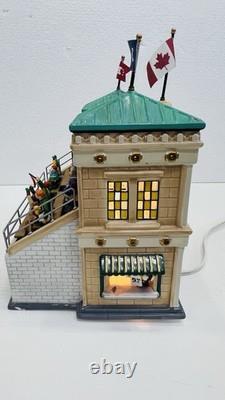 Dept 56 Snow Village Champsfield Stadium 55001 Retired 1999 Excellent READ