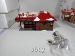 Dept 56 Snow Village Chick-fil-A Dwarf House 4020219 Lighted With Original Box
