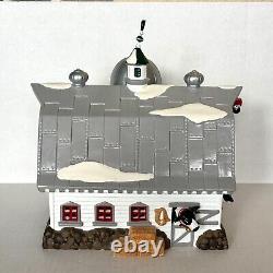 Dept 56 Snow Village Dairy Barn Holiday Heifers Decorating Elsie EUC