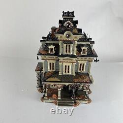 Dept 56 Snow Village Halloween GRIMSLY MANOR Lighted 56.55004 Retired withOrig Box
