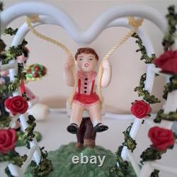 Dept. 56 Snow Village Series Hearts & Blooms Valentine Cottage & Sweethearts