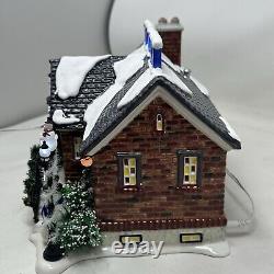 Dept 56 Snow Village Snowman House 55390 RETIRED 2020 with box & adapter Working