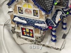 Dept 56 Snow Village The Jingle Bells House #55380 Plays Song & Lights Up Excell