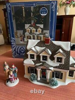 Dept 56 Snow Village Welcoming Christmas NOS, Lighted Collectible- Rare
