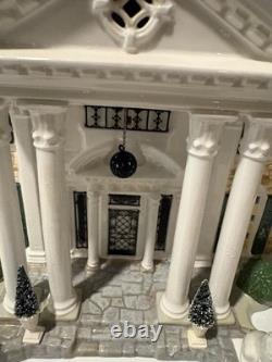 Dept. 56 Special Edition Elvis Presley Graceland Mansion Christmas Set. NRFB