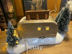 Dept 56 The Griswold Family Buys a Tree Christmas Vacation Snow Village