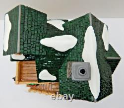 Dept 56 The Original Snow Village Jonathan the Bear Man's Carving Studio #55307