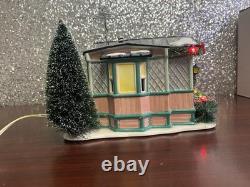 Dept 56 The Original Snow Village Lot 57, Christmas Court Works Great. No Box Dept 56 The Original Snow Village Lot 57, Christmas Court Works Great. No Box