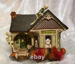 Dept 56 The Skeleton House RETIRED NEW WithDEFECT Halloween Village Trick-Or-Treat