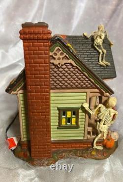 Dept 56 The Skeleton House RETIRED NEW WithDEFECT Halloween Village Trick-Or-Treat