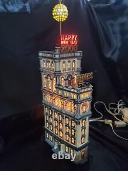 Dept 56 The Times Tower Times Square 2000 Special Edition #56.55510 Item#192