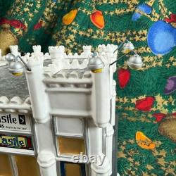 Dept 56 White Castle Hamburger Original Snow Village Light-Up Ceramic Christmas