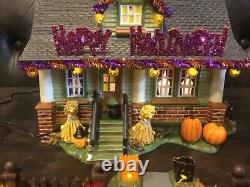 Deptartment 56 Halloween Trick or treat House (55343)