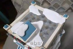 Deptartment 56 The Original Snow Village Christmas Time Post Office #55364 withBox