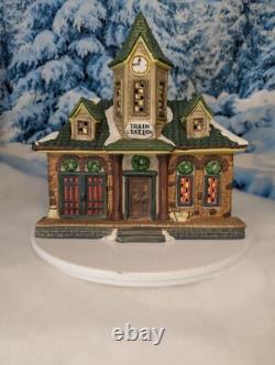 Dickens Collectibles 29 Piece Village, 12 Houses, 8 Trees, 9 Accessories