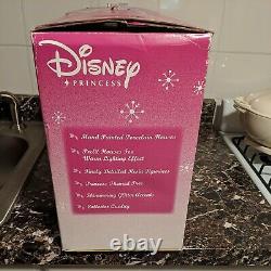 Disney Princess 12 Piece Lighted Porcelain Village Read Description