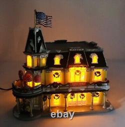 Disney Village Main Street Christmas Casey's Corner Lighted Store Figurine House