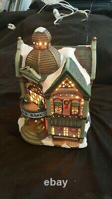 GRANDEUR NOEL 37 Piece Fiber Optic Victorian Village Set COLLECTORS EDITION