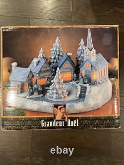 Grandeur Noel 13 Piece Porcelain Village Christmas Holiday Music Illuminated