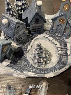 Grandeur Noel 13 Piece Porcelain Village Christmas Holiday Music Illuminated