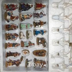 Grandeur Noel 2002 Bethlehem Village Set 44pc Collector's Edition