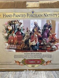Grandeur Noel 2003 Hand Painted Porcelain Christmas Nativity Set Complete