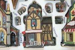 Grandeur Noel 34-piece Victorian Village 2000 Collector's Edition Christmas Euc