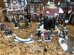 Grandeur Noel 34-piece Victorian Village 2000 Collector's Edition Christmas Euc