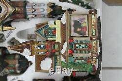 Grandeur Noel 34-piece Victorian Village 2000 Collector's Edition Christmas Euc
