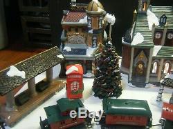 Grandeur Noel Collectors Edition 42 Piece Train Village Christmas Set withbox