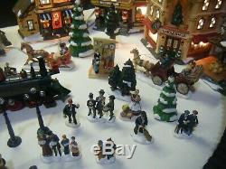 Grandeur Noel Collectors Edition 42 Piece Train Village Christmas Set withbox