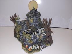 HAWTHORNE VILLAGE universal monsters WOLF MAN'S LAIR NEWith OPENED & COA