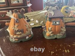 Hallmark Set Of 8 Lighted Halloween Village With Grass