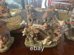 Hallmark Set Of 8 Lighted Halloween Village With Grass