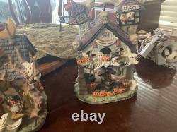 Hallmark Set Of 8 Lighted Halloween Village With Grass