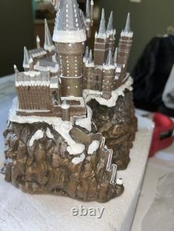 Harry Potter Bradford Exchange Hawthorne Village Hogwarts School Castle with COA