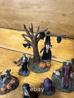 Hawthorne Halloween Village The Munsters Accessory Character Figure Lot Of 19
