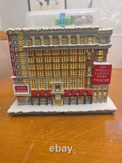 Hawthorne Village Christmas In New York Macys Dept Store MISSING SANTA