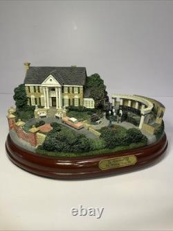 Hawthorne Village Graceland Elvis Lighted Sculpture 2002 #A1503