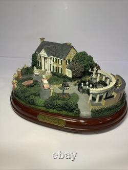 Hawthorne Village Graceland Elvis Lighted Sculpture 2002 #A1503